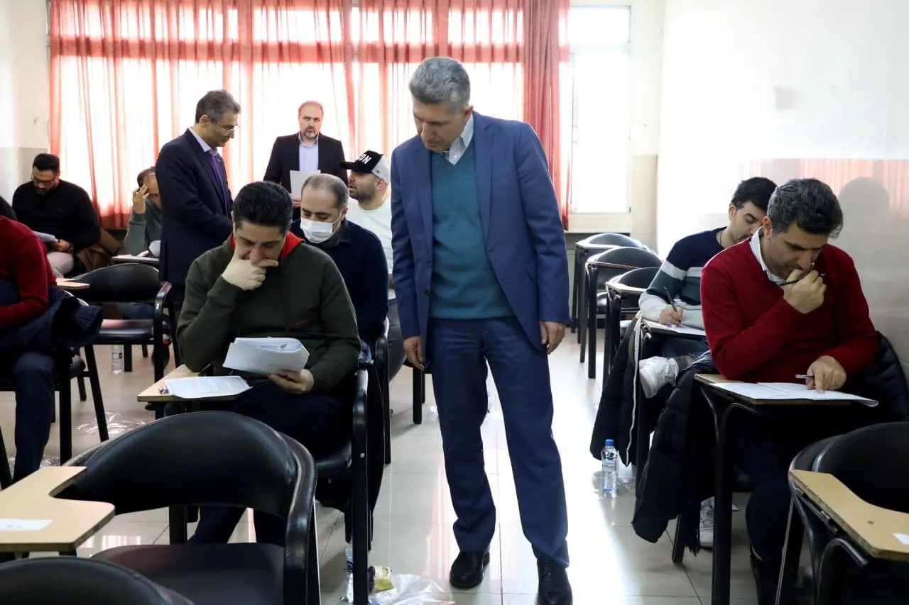 " آزمونهای ارتقا و انتصاب به مشاغل بانک رفاه کارگران "